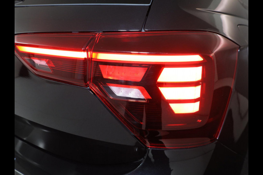 Volkswagen Polo 1.0 TSI R-Line 95 pk Automaat (DSG) | Verlengde garantie | Navigatie | Parkeersensoren | Achteruitrijcamera | Stoelverwarming | R-Line | Volkswagen Polo 1.0 TSI R-Line 95 pk Automaat (DSG) | Verlengde garantie | Navigatie | Parkeersensoren | Achteruitrijcamera | Stoelverwarming | R-Line |