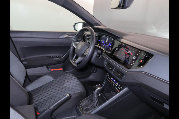 Volkswagen Polo 1.0 TSI R-Line 95 pk Automaat (DSG) | Verlengde garantie | Navigatie | Parkeersensoren | Achteruitrijcamera | Stoelverwarming | R-Line | Volkswagen Polo 1.0 TSI R-Line 95 pk Automaat (DSG) | Verlengde garantie | Navigatie | Parkeersensoren | Achteruitrijcamera | Stoelverwarming | R-Line |