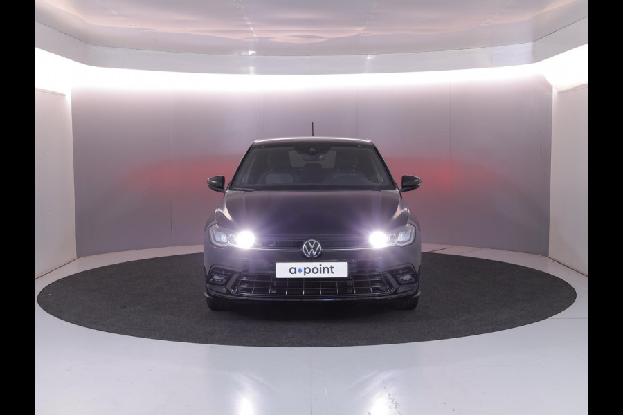 Volkswagen Polo 1.0 TSI R-Line 95 pk Automaat (DSG) | Verlengde garantie | Navigatie | Parkeersensoren | Achteruitrijcamera | Stoelverwarming | R-Line | Volkswagen Polo 1.0 TSI R-Line 95 pk Automaat (DSG) | Verlengde garantie | Navigatie | Parkeersensoren | Achteruitrijcamera | Stoelverwarming | R-Line |