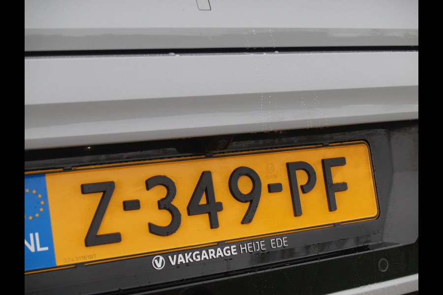 Renault Mégane E-Tech EV60 Optimum Charge Techno | Apple Carplay | Camera | Warmtepomp | Trekhaak | NL-Auto | Renault Mégane E-Tech EV60 Optimum Charge Techno | Apple Carplay | Camera | Warmtepomp | Trekhaak | NL-Auto |