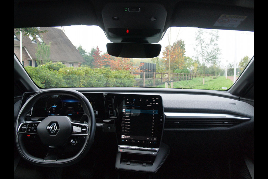 Renault Mégane E-Tech EV60 Optimum Charge Techno | Apple Carplay | Camera | Warmtepomp | Trekhaak | NL-Auto | Renault Mégane E-Tech EV60 Optimum Charge Techno | Apple Carplay | Camera | Warmtepomp | Trekhaak | NL-Auto |