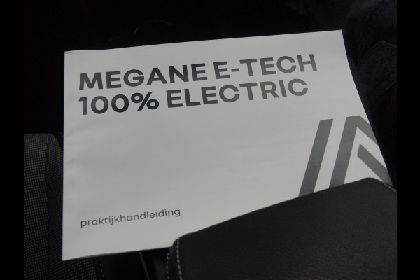 Renault Mégane E-Tech EV60 Optimum Charge Techno | Apple Carplay | Camera | Warmtepomp | Trekhaak | NL-Auto | Renault Mégane E-Tech EV60 Optimum Charge Techno | Apple Carplay | Camera | Warmtepomp | Trekhaak | NL-Auto |