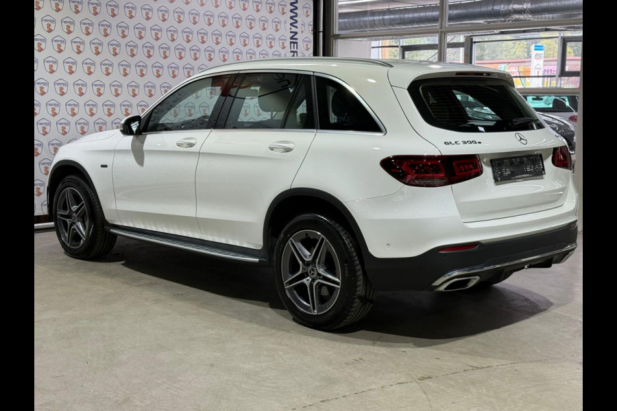 Mercedes-Benz GLC 300e 4MATIC|AMG|Pilot Asist|360Cam|Trekhaak Mercedes-Benz GLC 300e 4MATIC|AMG|Pilot Asist|360Cam|Trekhaak