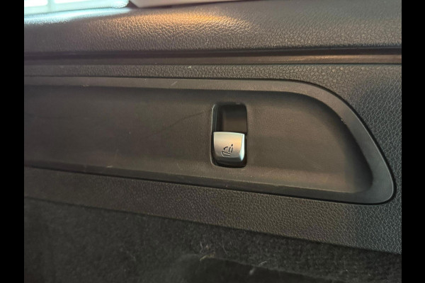 Mercedes-Benz GLC 300e 4MATIC|AMG|Pilot Asist|360Cam|Trekhaak Mercedes-Benz GLC 300e 4MATIC|AMG|Pilot Asist|360Cam|Trekhaak