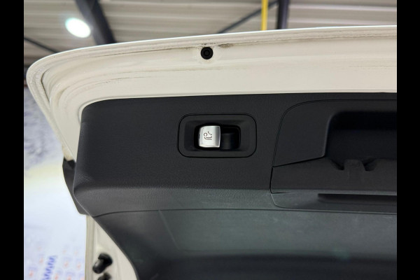 Mercedes-Benz GLC 300e 4MATIC|AMG|Pilot Asist|360Cam|Trekhaak Mercedes-Benz GLC 300e 4MATIC|AMG|Pilot Asist|360Cam|Trekhaak