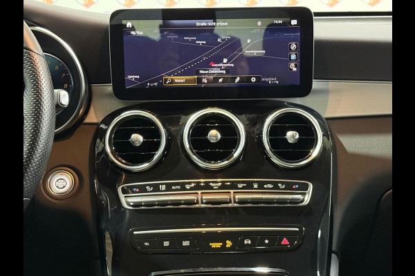 Mercedes-Benz GLC 300e 4MATIC|AMG|Pilot Asist|360Cam|Trekhaak Mercedes-Benz GLC 300e 4MATIC|AMG|Pilot Asist|360Cam|Trekhaak