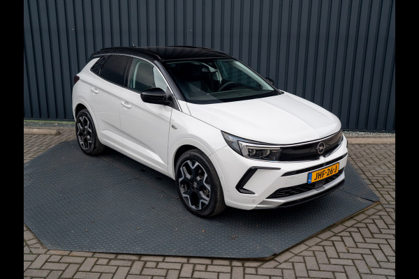 Opel Grandland 1.2 Turbo Ultimate | Led Matrix | Elk A-klep | Keyless | Prijs Rijklaar!!