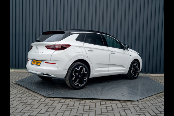 Opel Grandland 1.2 Turbo Ultimate | Led Matrix | Elk A-klep | Keyless | Prijs Rijklaar!!