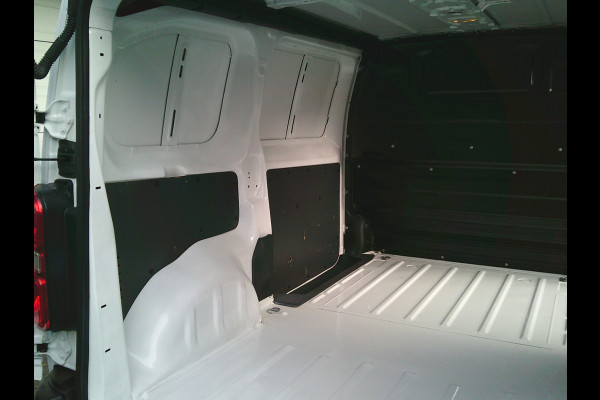 Citroën Jumpy 1.5 BlueHDI 120 pk M Club 120 pk I Navigatie I Cruisecontrol I 6 versnellingen 1e eigenaar !onderhoudsboekjes VIDEOS OF THIS SUPERB JUMPY AVAILABLE.