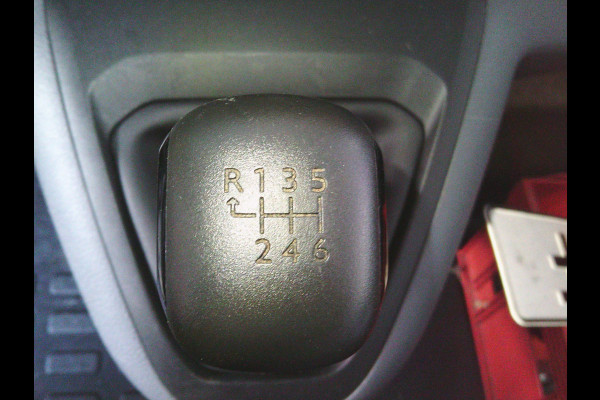 Citroën Jumpy 1.5 BlueHDI 120 pk M Club 120 pk I Navigatie I Cruisecontrol I 6 versnellingen 1e eigenaar !onderhoudsboekjes VIDEOS OF THIS SUPERB JUMPY AVAILABLE.