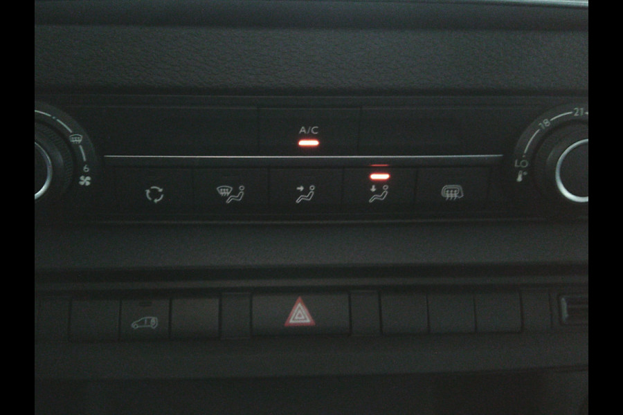 Citroën Jumpy 1.5 BlueHDI 120 pk M Club 120 pk I Navigatie I Cruisecontrol I 6 versnellingen 1e eigenaar !onderhoudsboekjes VIDEOS OF THIS SUPERB JUMPY AVAILABLE.