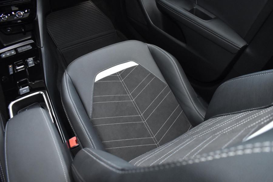 Opel Mokka 1.2 Turbo 130PK Aut. Ultimate | LED | Camera | Carplay | Adapt. Cruise | Incl. garantie Opel Mokka 1.2 Turbo 130PK Aut. Ultimate | LED | Camera | Carplay | Adapt. Cruise | Incl. garantie