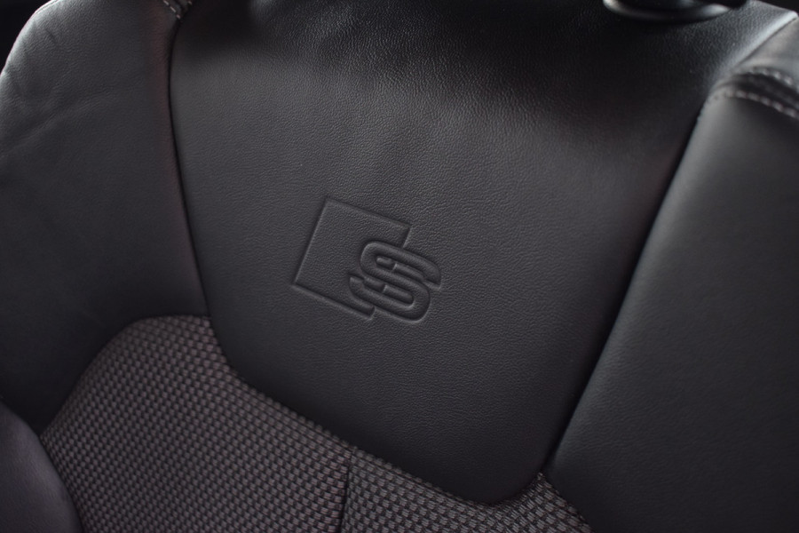 Audi Q5 40 TDI 190pk Quattro S-line | Trekhaak Audi Q5 40 TDI 190pk Quattro S-line | Trekhaak