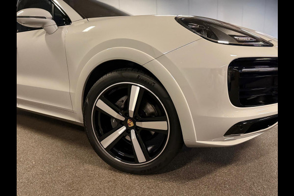Porsche Cayenne Coupé 3.0e Hybrid KRIJT-SPORT DESIGN-CLUBLEER-PANO-STOELEN 18 VOUDIG-SURROUND-COMPLEET Porsche Cayenne Coupé 3.0e Hybrid KRIJT-SPORT DESIGN-CLUBLEER-PANO-STOELEN 18 VOUDIG-SURROUND-COMPLEET