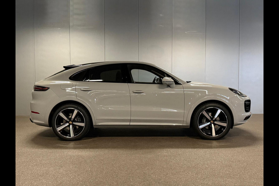 Porsche Cayenne Coupé 3.0e Hybrid KRIJT-SPORT DESIGN-CLUBLEER-PANO-STOELEN 18 VOUDIG-SURROUND-COMPLEET Porsche Cayenne Coupé 3.0e Hybrid KRIJT-SPORT DESIGN-CLUBLEER-PANO-STOELEN 18 VOUDIG-SURROUND-COMPLEET