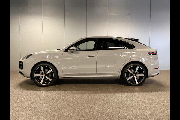 Porsche Cayenne Coupé 3.0e Hybrid KRIJT-SPORT DESIGN-CLUBLEER-PANO-STOELEN 18 VOUDIG-SURROUND-COMPLEET Porsche Cayenne Coupé 3.0e Hybrid KRIJT-SPORT DESIGN-CLUBLEER-PANO-STOELEN 18 VOUDIG-SURROUND-COMPLEET