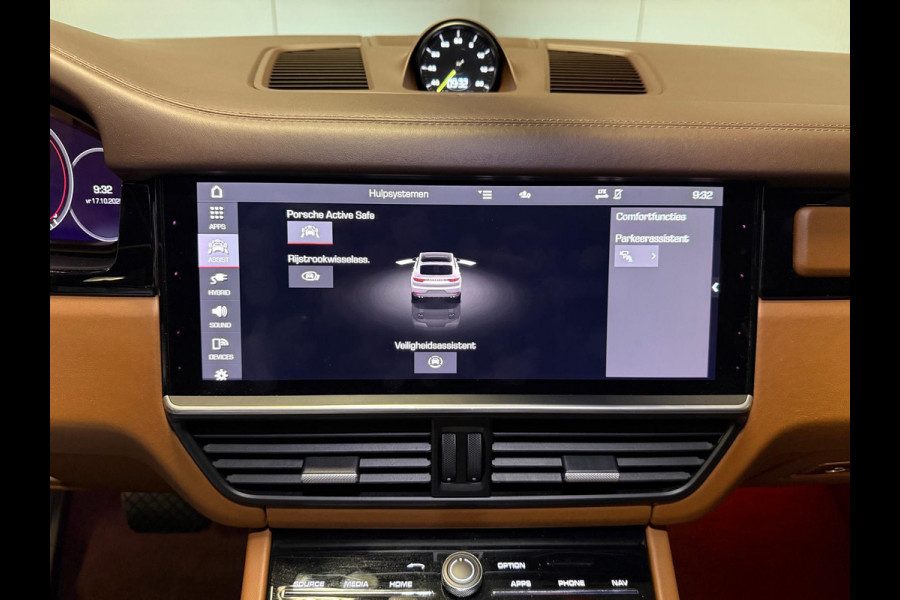 Porsche Cayenne Coupé 3.0e Hybrid KRIJT-SPORT DESIGN-CLUBLEER-PANO-STOELEN 18 VOUDIG-SURROUND-COMPLEET Porsche Cayenne Coupé 3.0e Hybrid KRIJT-SPORT DESIGN-CLUBLEER-PANO-STOELEN 18 VOUDIG-SURROUND-COMPLEET