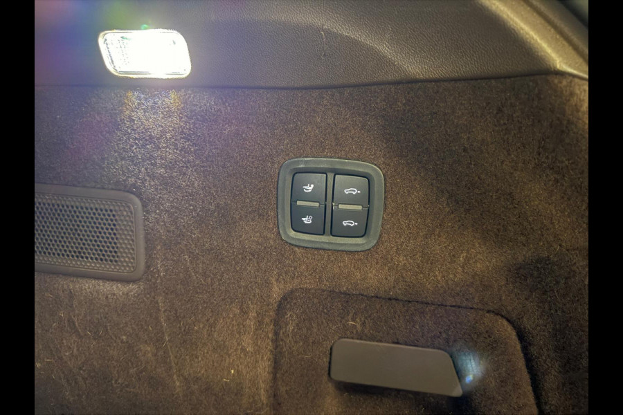 Porsche Cayenne Coupé 3.0e Hybrid KRIJT-SPORT DESIGN-CLUBLEER-PANO-STOELEN 18 VOUDIG-SURROUND-COMPLEET Porsche Cayenne Coupé 3.0e Hybrid KRIJT-SPORT DESIGN-CLUBLEER-PANO-STOELEN 18 VOUDIG-SURROUND-COMPLEET