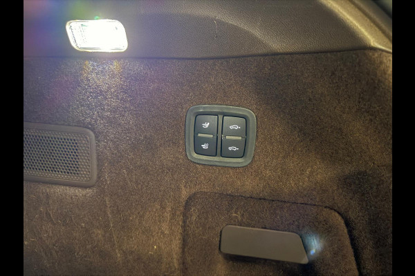 Porsche Cayenne Coupé 3.0e Hybrid KRIJT-SPORT DESIGN-CLUBLEER-PANO-STOELEN 18 VOUDIG-SURROUND-COMPLEET Porsche Cayenne Coupé 3.0e Hybrid KRIJT-SPORT DESIGN-CLUBLEER-PANO-STOELEN 18 VOUDIG-SURROUND-COMPLEET