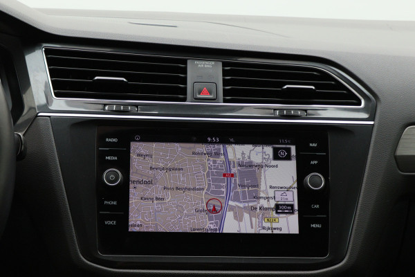 Volkswagen Tiguan Allspace 1.5 TSI DSG Comfortline 7p. Climate, ACC, Camera, Apple Carplay, PDC, Trekhaak, 18'' Volkswagen Tiguan Allspace 1.5 TSI DSG Comfortline 7p. Climate, ACC, Camera, Apple Carplay, PDC, Trekhaak, 18''