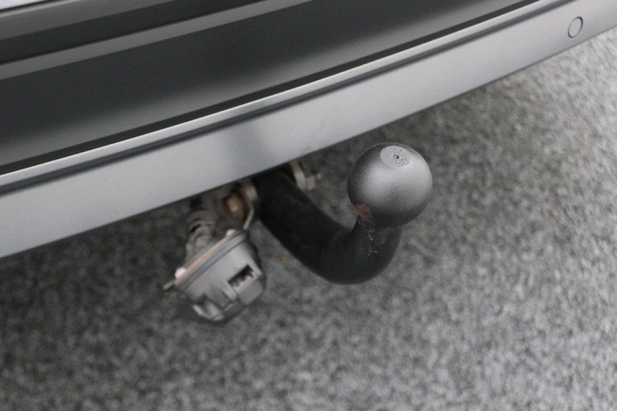 Volkswagen Tiguan Allspace 1.5 TSI DSG Comfortline 7p. Climate, ACC, Camera, Apple Carplay, PDC, Trekhaak, 18'' Volkswagen Tiguan Allspace 1.5 TSI DSG Comfortline 7p. Climate, ACC, Camera, Apple Carplay, PDC, Trekhaak, 18''