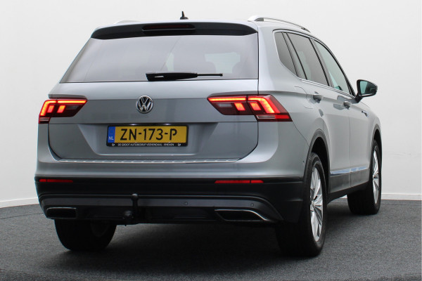 Volkswagen Tiguan Allspace 1.5 TSI DSG Comfortline 7p. Climate, ACC, Camera, Apple Carplay, PDC, Trekhaak, 18'' Volkswagen Tiguan Allspace 1.5 TSI DSG Comfortline 7p. Climate, ACC, Camera, Apple Carplay, PDC, Trekhaak, 18''