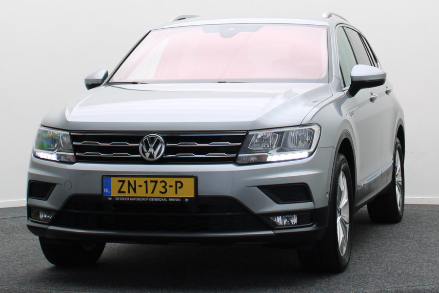 Volkswagen Tiguan Allspace 1.5 TSI DSG Comfortline 7p. Climate, ACC, Camera, Apple Carplay, PDC, Trekhaak, 18'' Volkswagen Tiguan Allspace 1.5 TSI DSG Comfortline 7p. Climate, ACC, Camera, Apple Carplay, PDC, Trekhaak, 18''