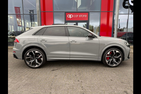 Audi Q8 4.0 TFSI RS Q8 quattro 3D Sound/ Panorama Full spec Audi Q8 4.0 TFSI RS Q8 quattro 3D Sound/ Panorama Full spec
