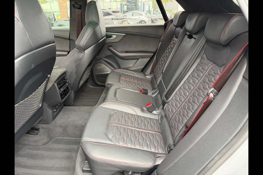 Audi Q8 4.0 TFSI RS Q8 quattro 3D Sound/ Panorama Full spec Audi Q8 4.0 TFSI RS Q8 quattro 3D Sound/ Panorama Full spec