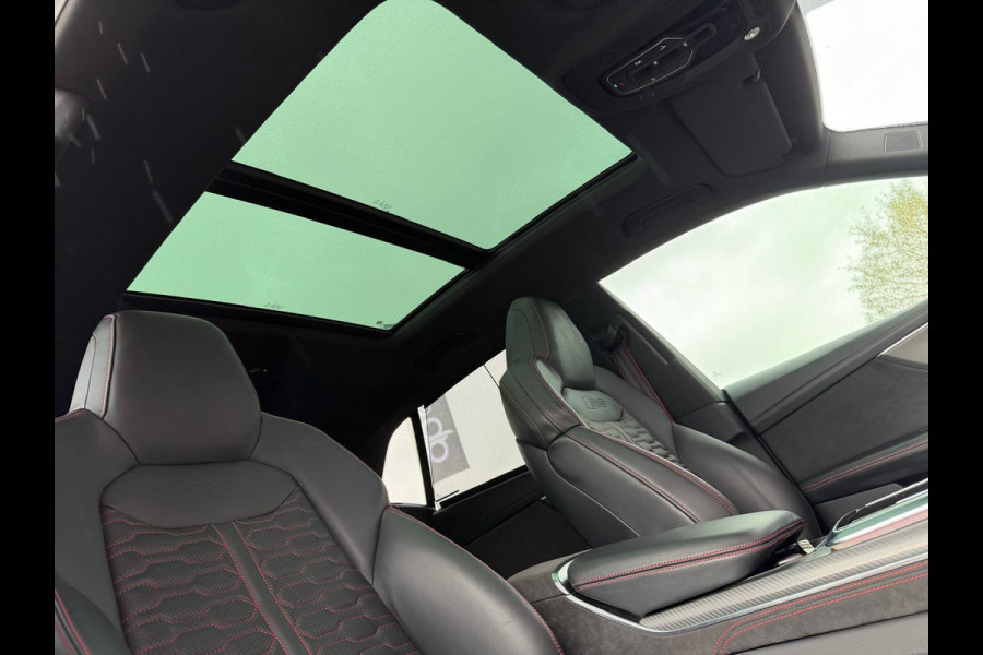 Audi Q8 4.0 TFSI RS Q8 quattro 3D Sound/ Panorama Full spec Audi Q8 4.0 TFSI RS Q8 quattro 3D Sound/ Panorama Full spec