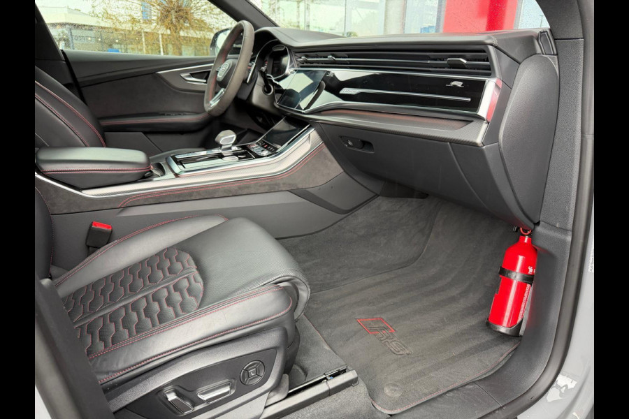 Audi Q8 4.0 TFSI RS Q8 quattro 3D Sound/ Panorama Full spec Audi Q8 4.0 TFSI RS Q8 quattro 3D Sound/ Panorama Full spec