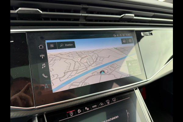 Audi Q8 4.0 TFSI RS Q8 quattro 3D Sound/ Panorama Full spec Audi Q8 4.0 TFSI RS Q8 quattro 3D Sound/ Panorama Full spec