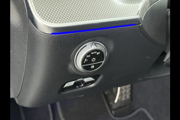 Mercedes-Benz C-Klasse Estate 180 AMG Line | Pano Memory Keyless Digital 360 Camera