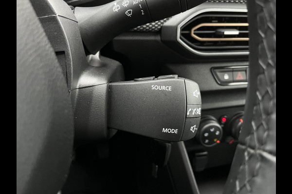 Dacia SANDERO Stepway 1.1 TCe 110 Expression | Trekhaak | Prijs is rijklaar Dacia SANDERO Stepway 1.1 TCe 110 Expression | Trekhaak | Prijs is rijklaar