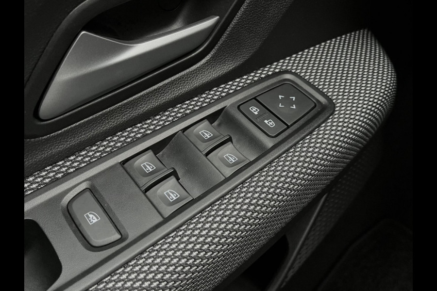 Dacia SANDERO Stepway 1.1 TCe 110 Expression | Trekhaak | Prijs is rijklaar Dacia SANDERO Stepway 1.1 TCe 110 Expression | Trekhaak | Prijs is rijklaar