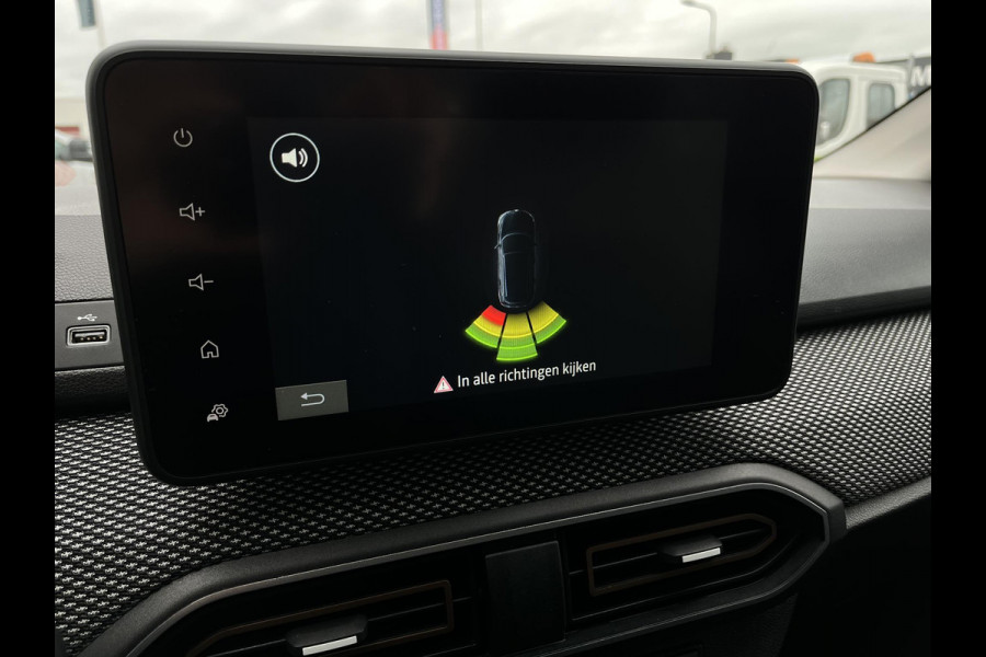 Dacia SANDERO Stepway 1.1 TCe 110 Expression | Trekhaak | Prijs is rijklaar Dacia SANDERO Stepway 1.1 TCe 110 Expression | Trekhaak | Prijs is rijklaar