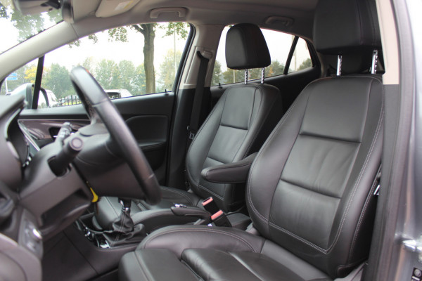 Opel Mokka X 1.4 Turbo Innovation / Trekhaak / Schuifdak / Camera / Leder / Navigatie / 18'' / LED / Keyless / Stuur+Stoelverwarming / Cruise Control Opel Mokka X 1.4 Turbo Innovation / Trekhaak / Schuifdak / Camera / Leder / Navigatie / 18'' / LED / Keyless / Stuur+Stoelverwarming / Cruise Control