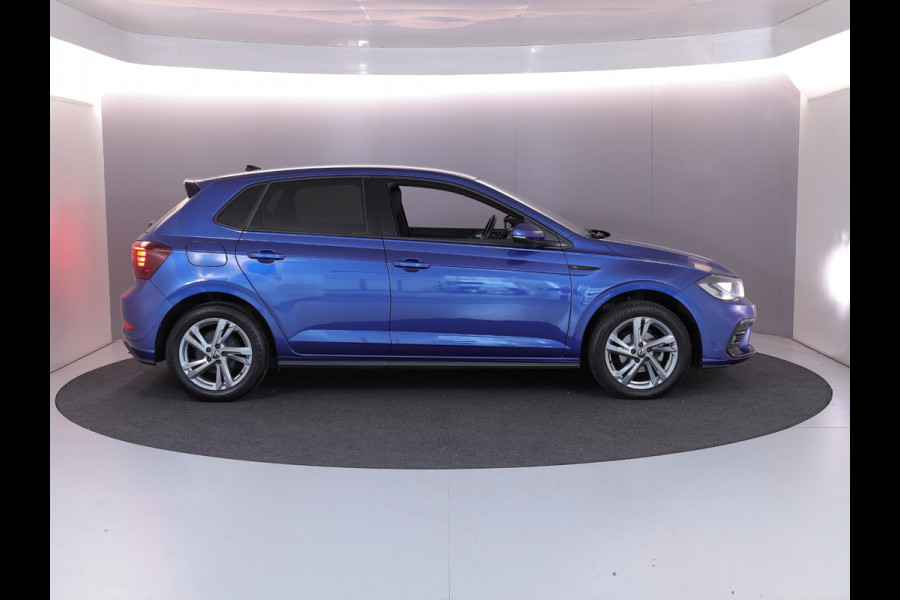 Volkswagen Polo 1.0 TSI R-Line 95 pk Automaat (DSG) | Verlengde garantie | Navigatie | Parkeersensoren | Achteruitrijcamera | Stoelverwarming | R-Line |