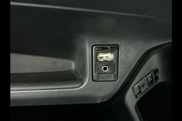 Toyota C-HR 1.8 Hybrid Style(Goed Onderh, Camera, Navi, StoelV, Cruise Con, Parkeerhulp, Etc)