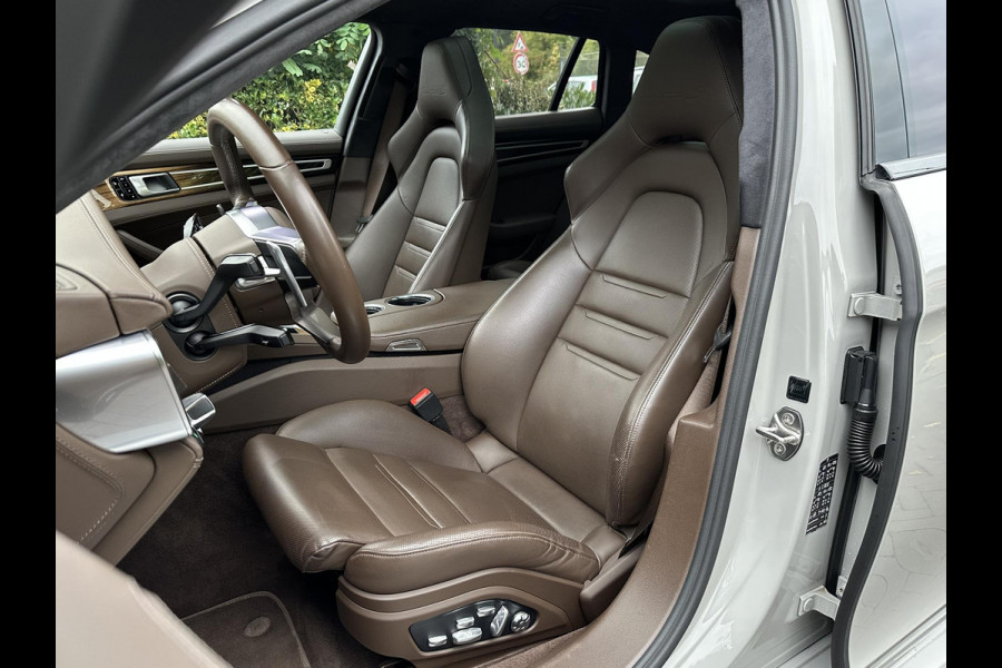 Porsche Panamera Sport Turismo 4.0 Turbo S E-Hybrid Keramisch Panoramadak Sportdesign Sportchrono Vossen 22”LM Krijt Grijs 680 PK! Porsche Panamera Sport Turismo 4.0 Turbo S E-Hybrid Keramisch Panoramadak Sportdesign Sportchrono Vossen 22”LM Krijt Grijs 680 PK!