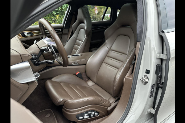 Porsche Panamera Sport Turismo 4.0 Turbo S E-Hybrid Keramisch Panoramadak Sportdesign Sportchrono Vossen 22”LM Krijt Grijs 680 PK! Porsche Panamera Sport Turismo 4.0 Turbo S E-Hybrid Keramisch Panoramadak Sportdesign Sportchrono Vossen 22”LM Krijt Grijs 680 PK!