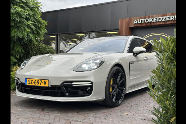 Porsche Panamera Sport Turismo 4.0 Turbo S E-Hybrid Keramisch Panoramadak Sportdesign Sportchrono Vossen 22”LM Krijt Grijs 680 PK! Porsche Panamera Sport Turismo 4.0 Turbo S E-Hybrid Keramisch Panoramadak Sportdesign Sportchrono Vossen 22”LM Krijt Grijs 680 PK!