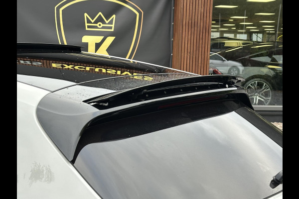 Porsche Panamera Sport Turismo 4.0 Turbo S E-Hybrid Keramisch Panoramadak Sportdesign Sportchrono Vossen 22”LM Krijt Grijs 680 PK! Porsche Panamera Sport Turismo 4.0 Turbo S E-Hybrid Keramisch Panoramadak Sportdesign Sportchrono Vossen 22”LM Krijt Grijs 680 PK!