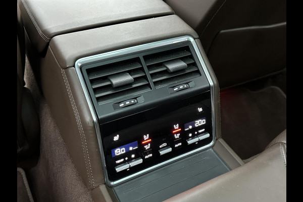 Porsche Panamera Sport Turismo 4.0 Turbo S E-Hybrid Keramisch Panoramadak Sportdesign Sportchrono Vossen 22”LM Krijt Grijs 680 PK! Porsche Panamera Sport Turismo 4.0 Turbo S E-Hybrid Keramisch Panoramadak Sportdesign Sportchrono Vossen 22”LM Krijt Grijs 680 PK!