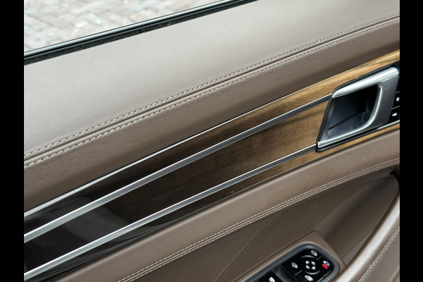 Porsche Panamera Sport Turismo 4.0 Turbo S E-Hybrid Keramisch Panoramadak Sportdesign Sportchrono Vossen 22”LM Krijt Grijs 680 PK! Porsche Panamera Sport Turismo 4.0 Turbo S E-Hybrid Keramisch Panoramadak Sportdesign Sportchrono Vossen 22”LM Krijt Grijs 680 PK!