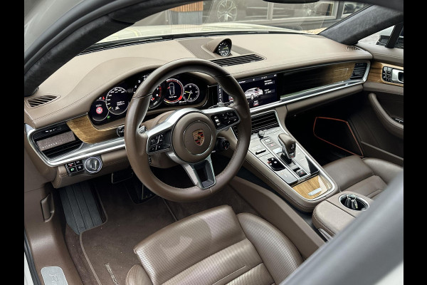 Porsche Panamera Sport Turismo 4.0 Turbo S E-Hybrid Keramisch Panoramadak Sportdesign Sportchrono Vossen 22”LM Krijt Grijs 680 PK! Porsche Panamera Sport Turismo 4.0 Turbo S E-Hybrid Keramisch Panoramadak Sportdesign Sportchrono Vossen 22”LM Krijt Grijs 680 PK!