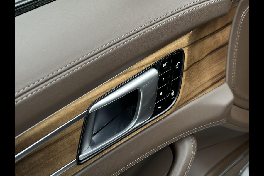 Porsche Panamera Sport Turismo 4.0 Turbo S E-Hybrid Keramisch Panoramadak Sportdesign Sportchrono Vossen 22”LM Krijt Grijs 680 PK! Porsche Panamera Sport Turismo 4.0 Turbo S E-Hybrid Keramisch Panoramadak Sportdesign Sportchrono Vossen 22”LM Krijt Grijs 680 PK!