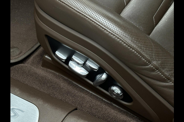 Porsche Panamera Sport Turismo 4.0 Turbo S E-Hybrid Keramisch Panoramadak Sportdesign Sportchrono Vossen 22”LM Krijt Grijs 680 PK! Porsche Panamera Sport Turismo 4.0 Turbo S E-Hybrid Keramisch Panoramadak Sportdesign Sportchrono Vossen 22”LM Krijt Grijs 680 PK!