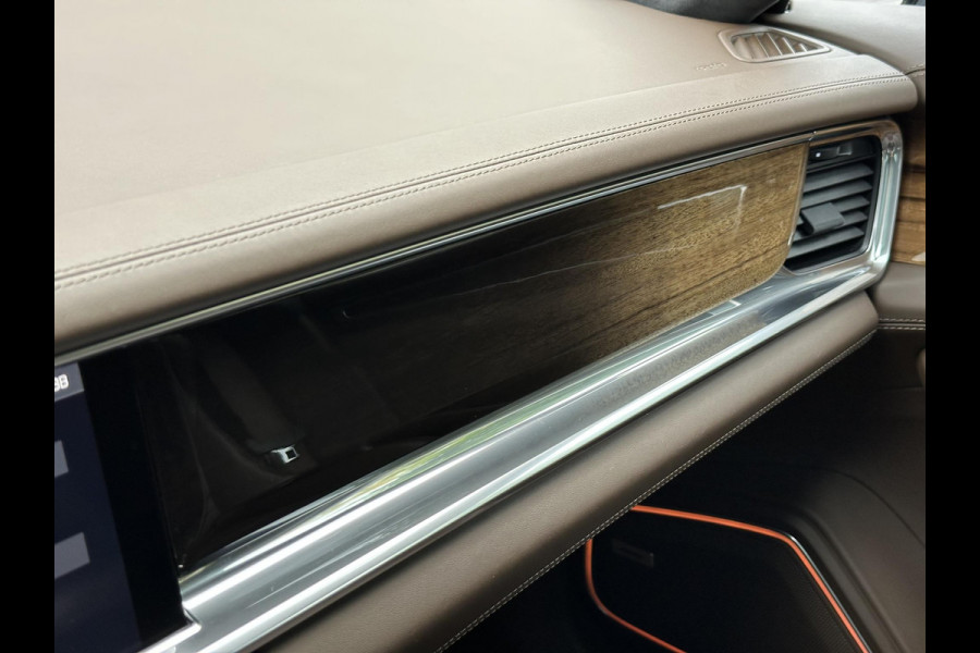 Porsche Panamera Sport Turismo 4.0 Turbo S E-Hybrid Keramisch Panoramadak Sportdesign Sportchrono Vossen 22”LM Krijt Grijs 680 PK! Porsche Panamera Sport Turismo 4.0 Turbo S E-Hybrid Keramisch Panoramadak Sportdesign Sportchrono Vossen 22”LM Krijt Grijs 680 PK!