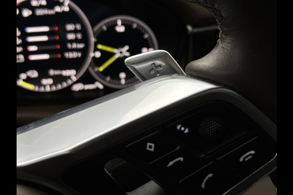 Porsche Panamera Sport Turismo 4.0 Turbo S E-Hybrid Keramisch Panoramadak Sportdesign Sportchrono Vossen 22”LM Krijt Grijs 680 PK! Porsche Panamera Sport Turismo 4.0 Turbo S E-Hybrid Keramisch Panoramadak Sportdesign Sportchrono Vossen 22”LM Krijt Grijs 680 PK!